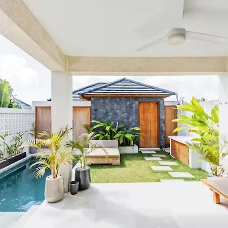 Villa Indah Uluwatu  Exterior photo